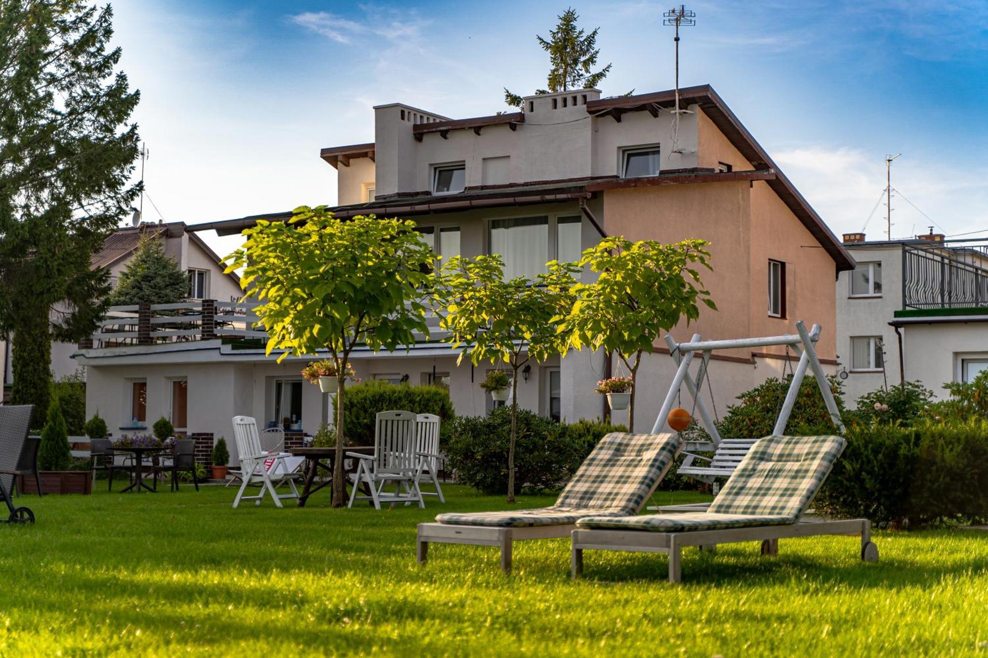 Hotel Avista Mielno Unieście Esterno foto
