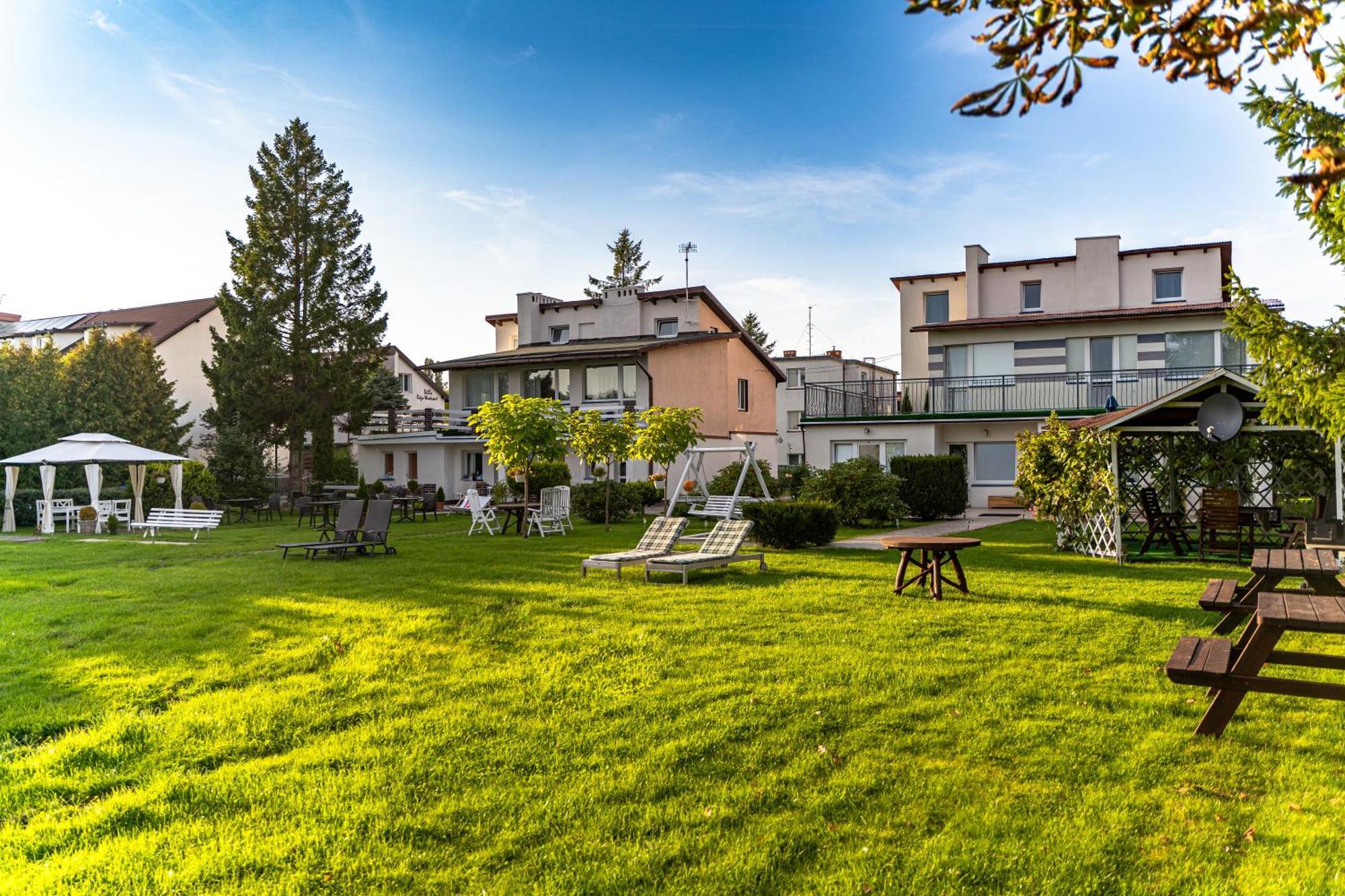 Hotel Avista Mielno Unieście Esterno foto
