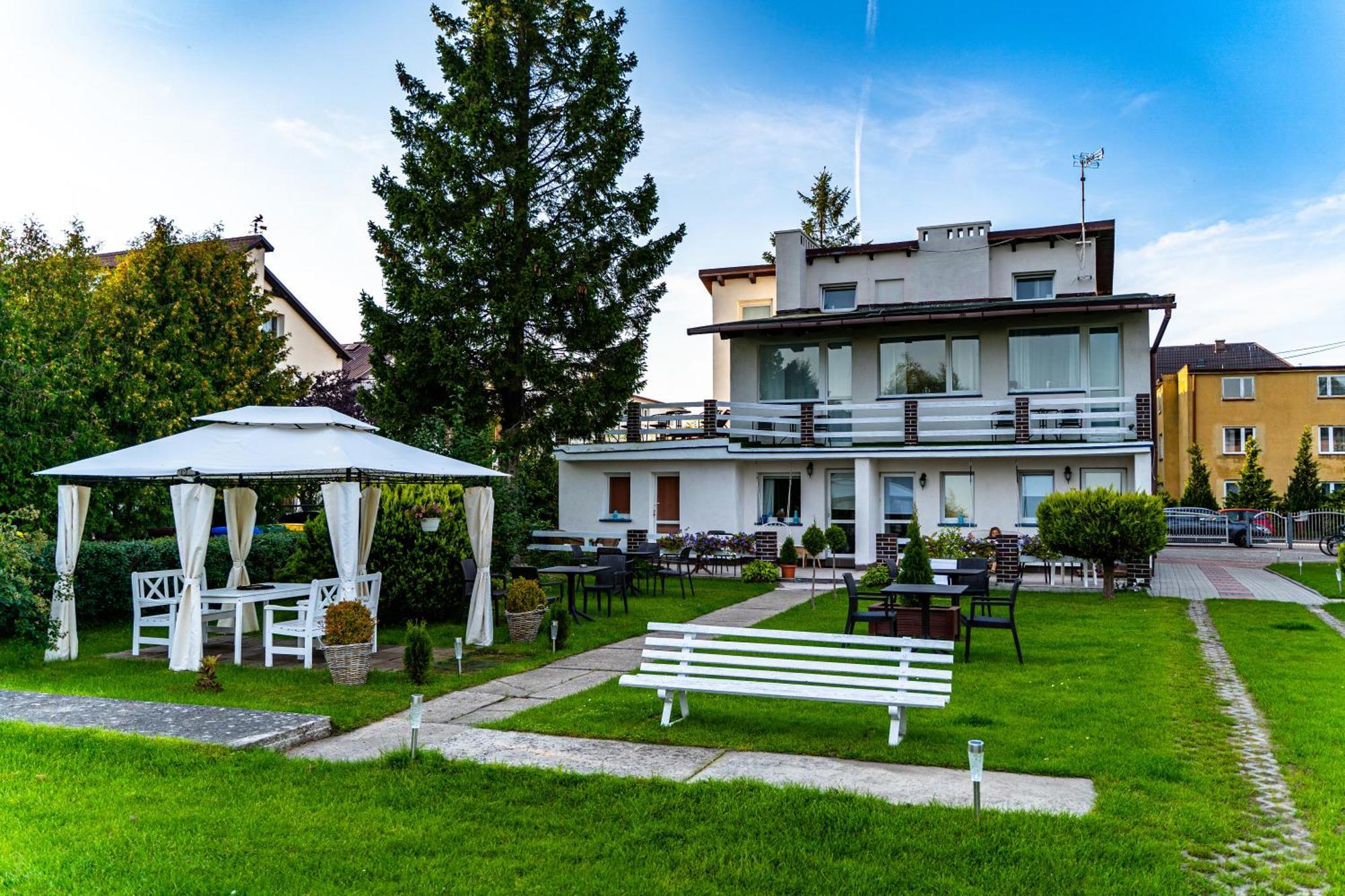 Hotel Avista Mielno Unieście Esterno foto